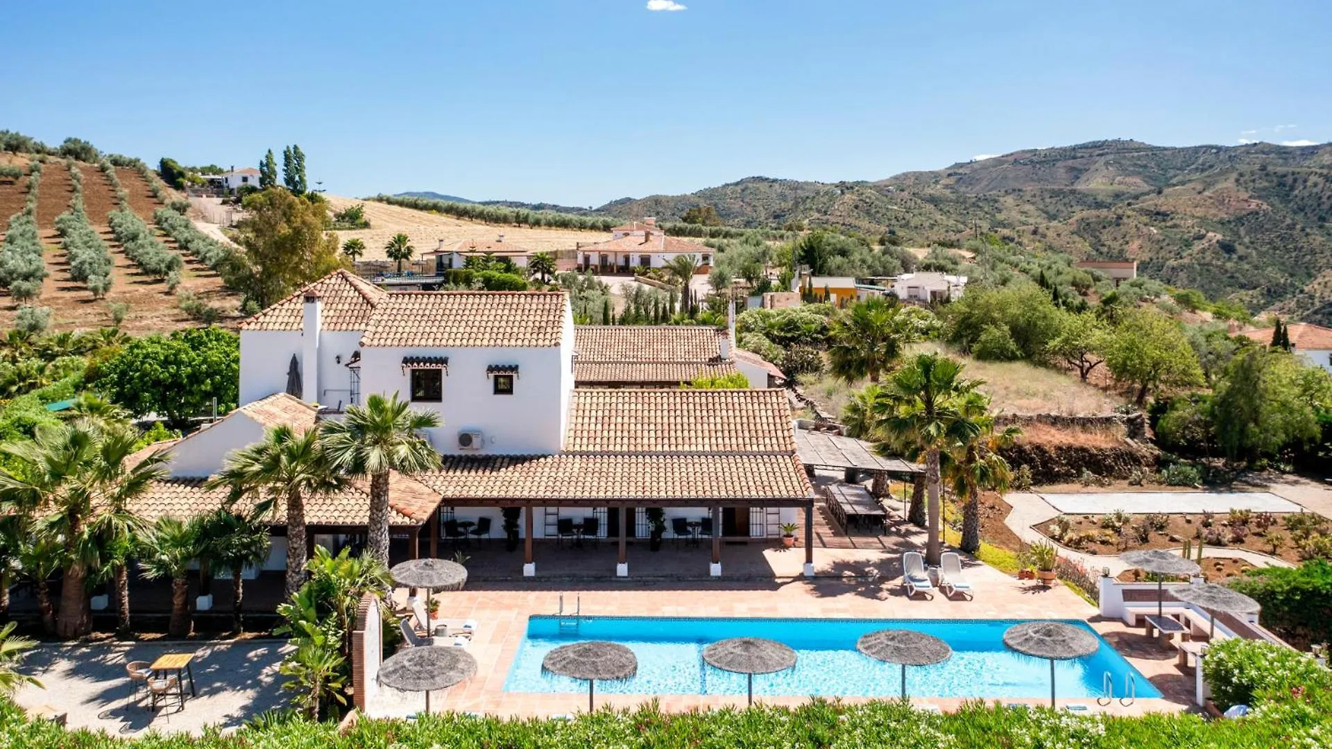 Hacienda Riogordo Bed & Breakfast