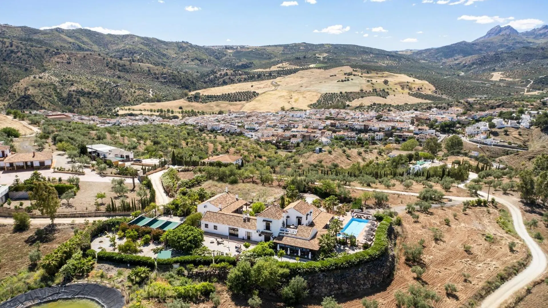 Hacienda Riogordo Bed & Breakfast 0*,