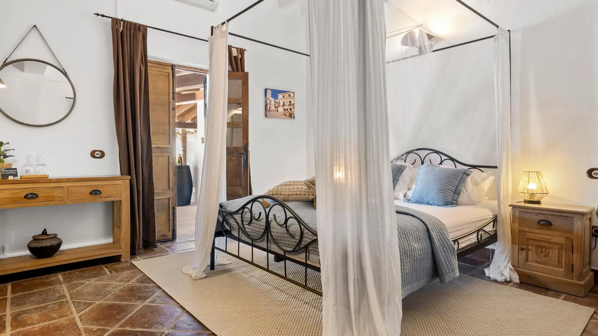 Hacienda Riogordo Bed & Breakfast